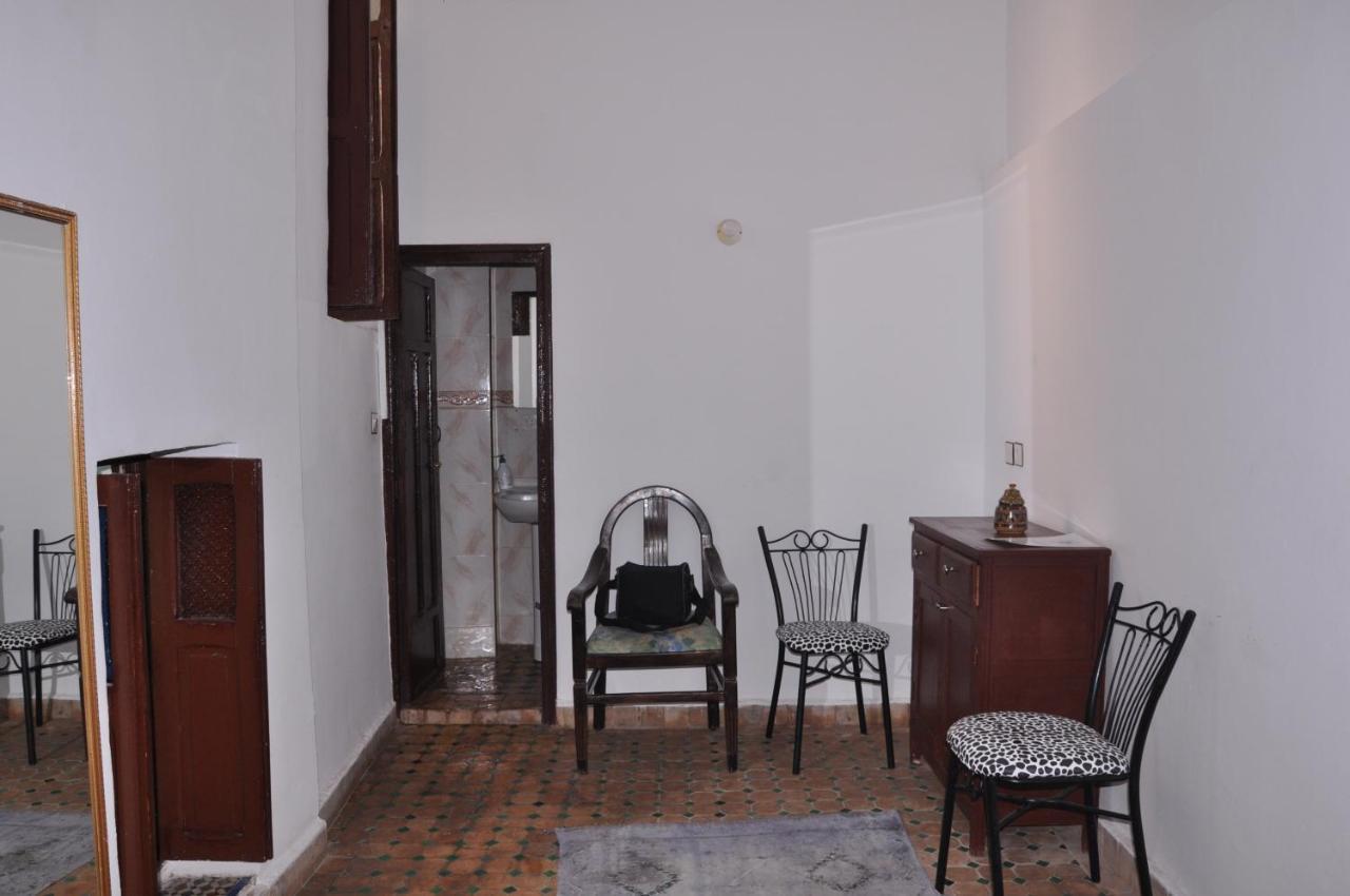 Maison D'Hotes Zohor Fez Ruang foto